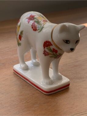 Franklin Mint Curio Cabinet Cat Collection Kakiemon Floral Gold 1986 Figurine
